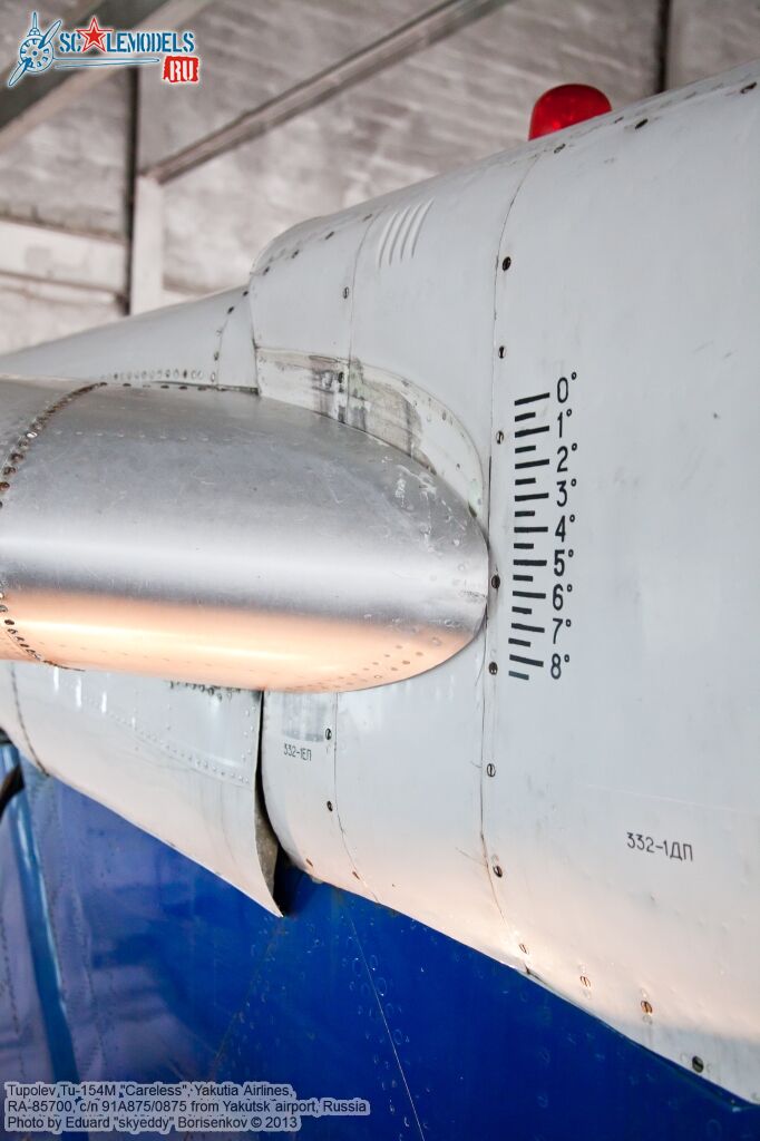 Tu-154M_RA-85700_0088.jpg