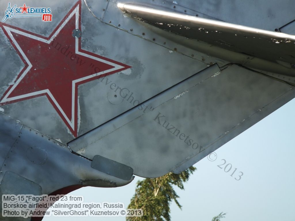 MiG-15_Fagot_0006.jpg