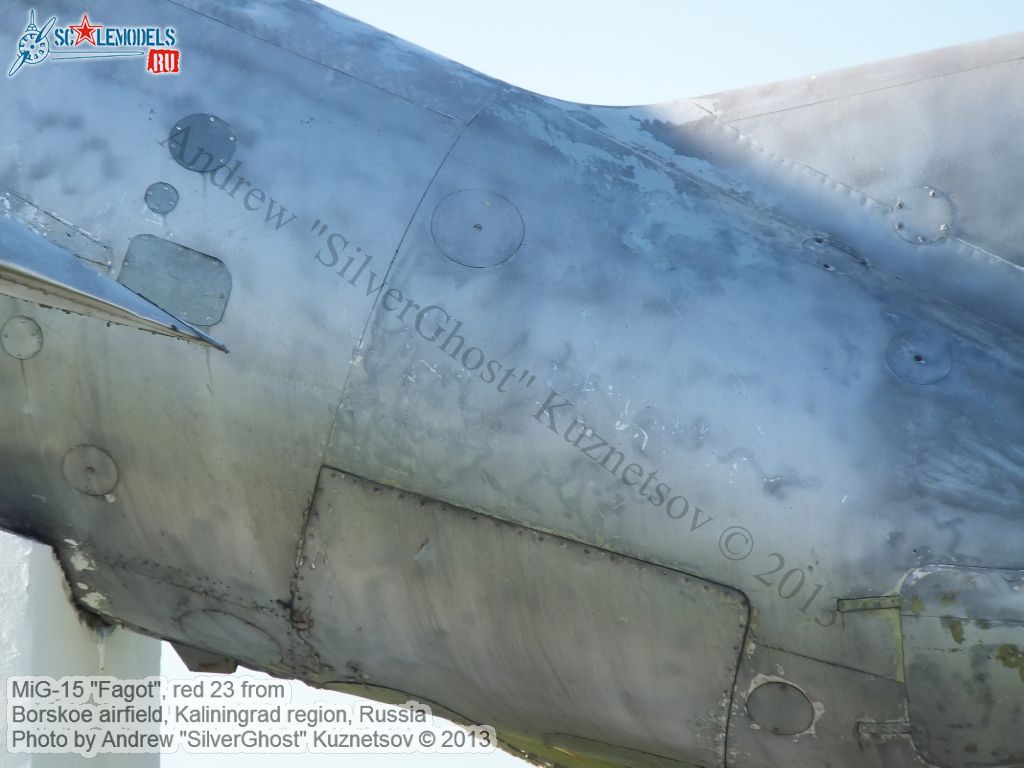 MiG-15_Fagot_0009.jpg