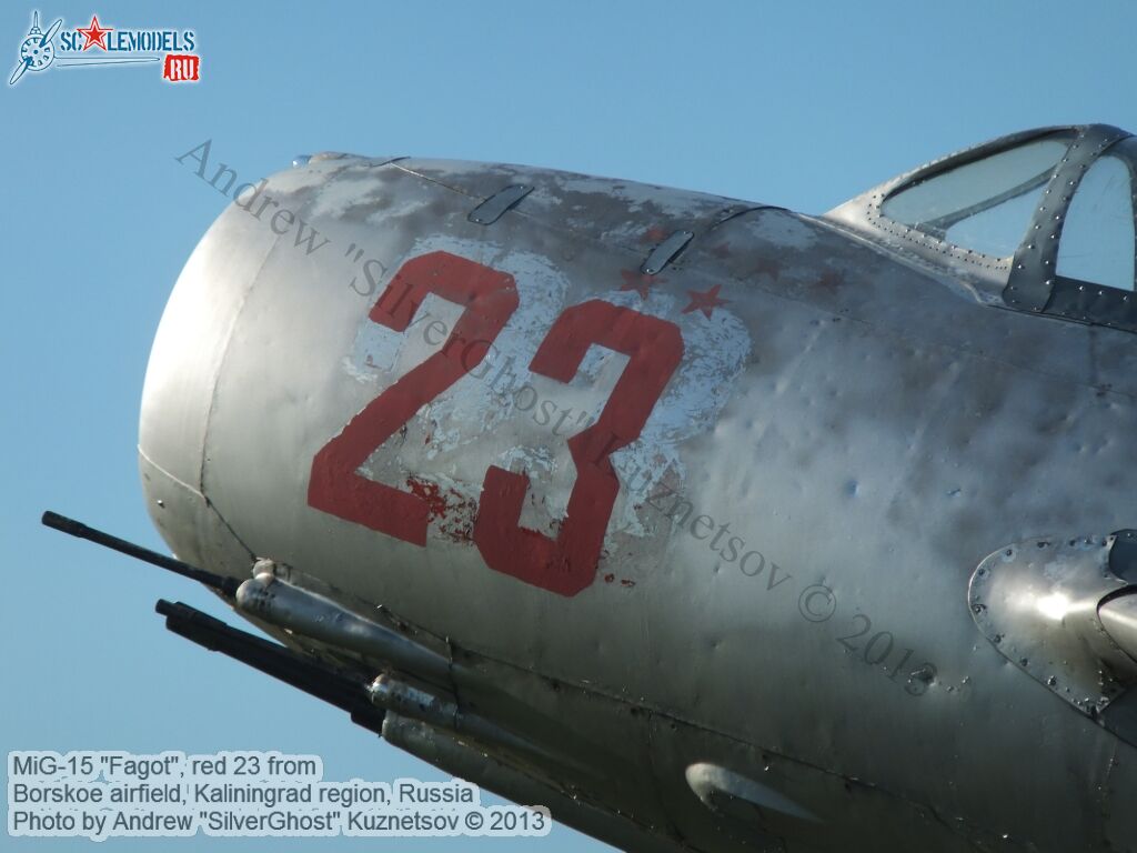 MiG-15_Fagot_0012.jpg