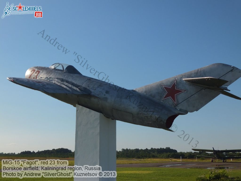 MiG-15_Fagot_0016.jpg