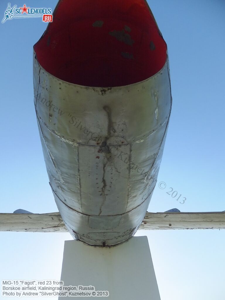 MiG-15_Fagot_0093.jpg