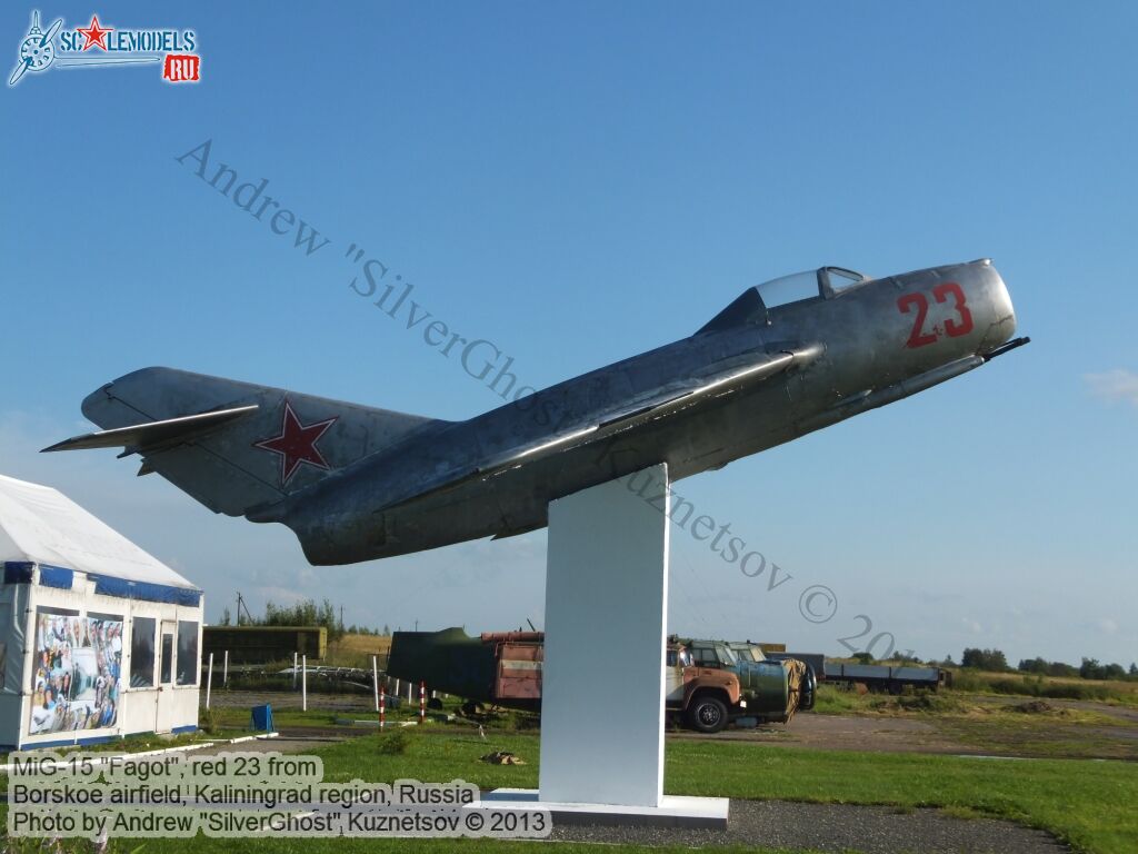 MiG-15_Fagot_0094.jpg