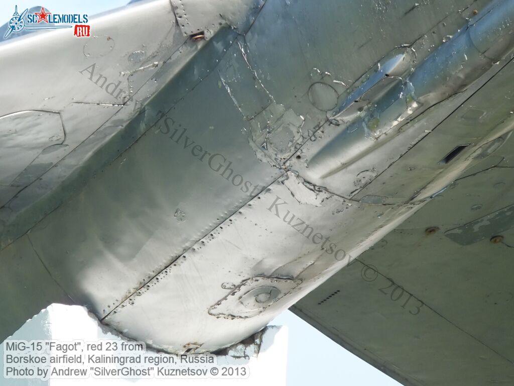 MiG-15_Fagot_0105.jpg