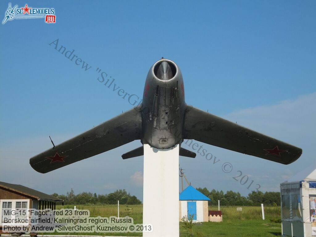 MiG-15_Fagot_0112.jpg