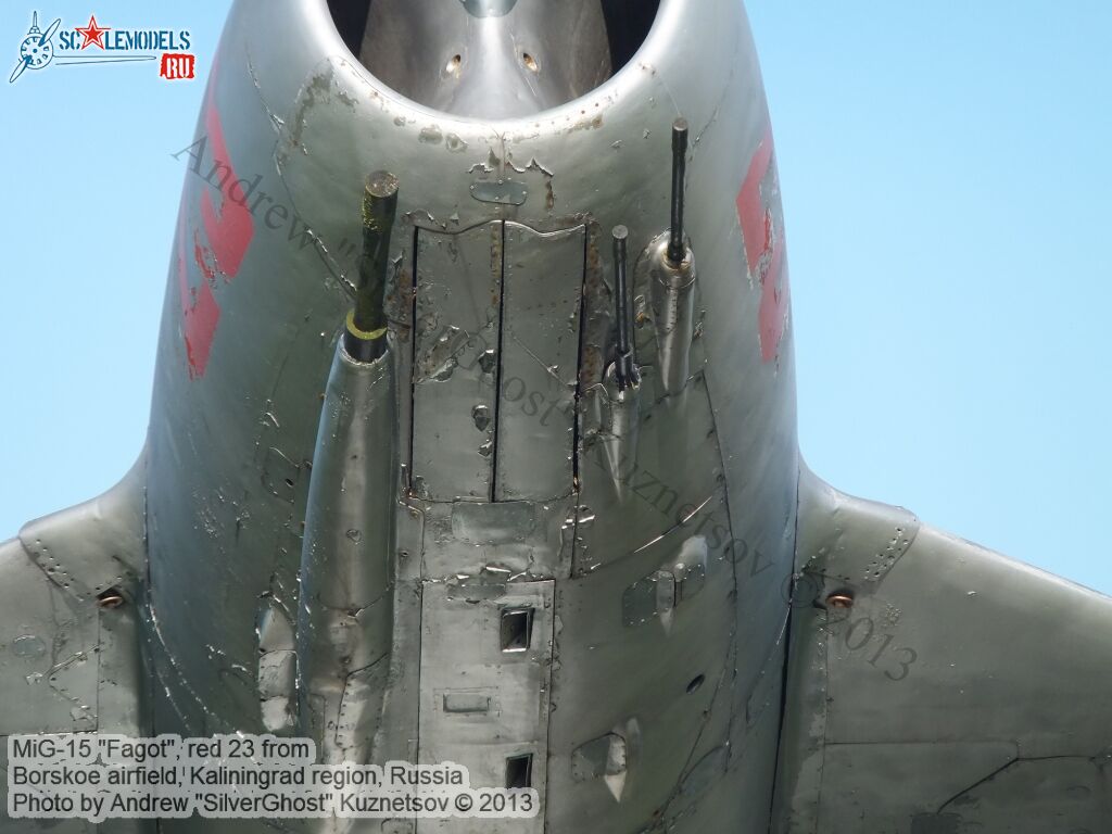 MiG-15_Fagot_0114.jpg