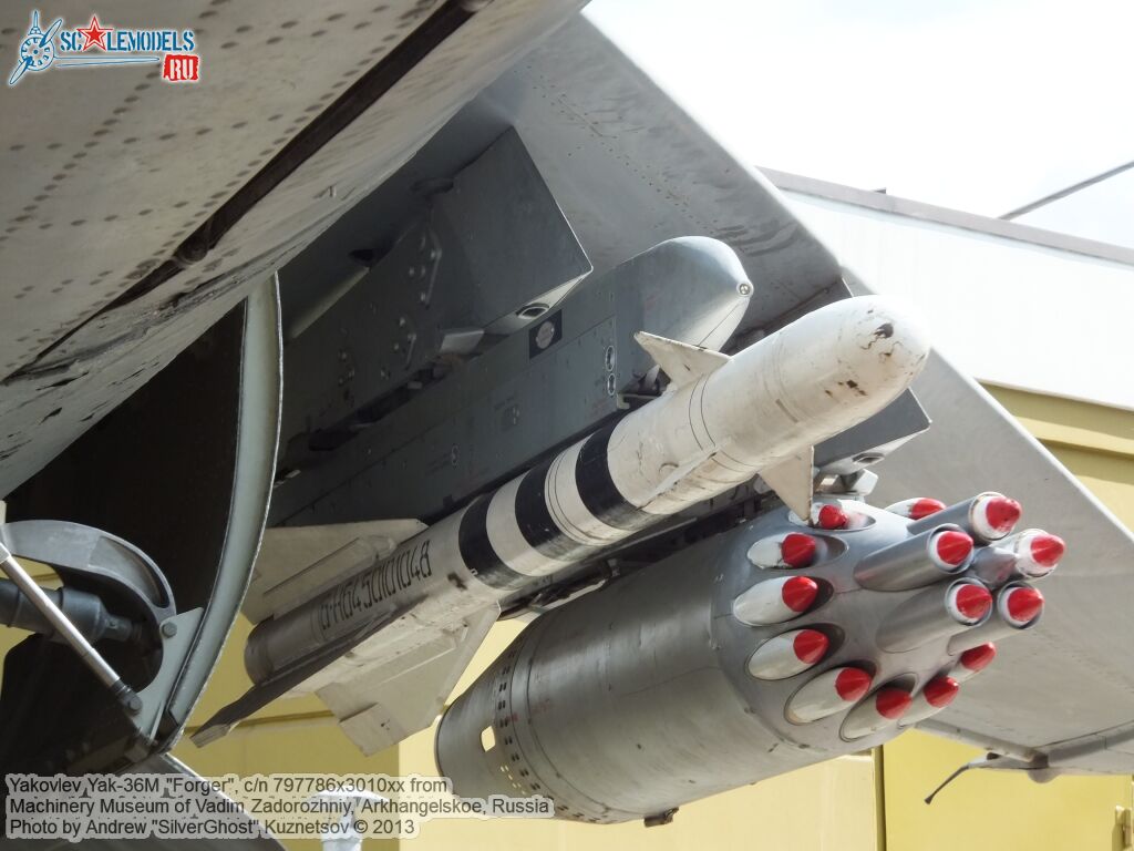Yak-36M_Forger_0031.jpg