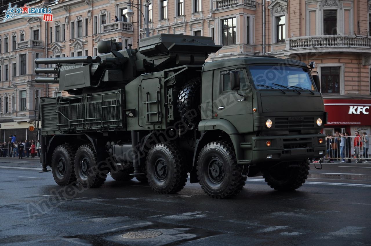 Victory_day_parade_2014_0037.jpg