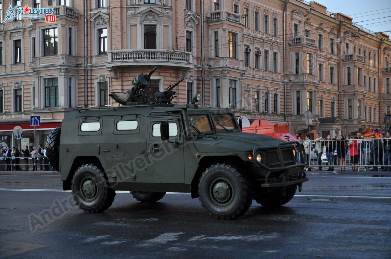 Victory_day_parade_2014_0043.jpg