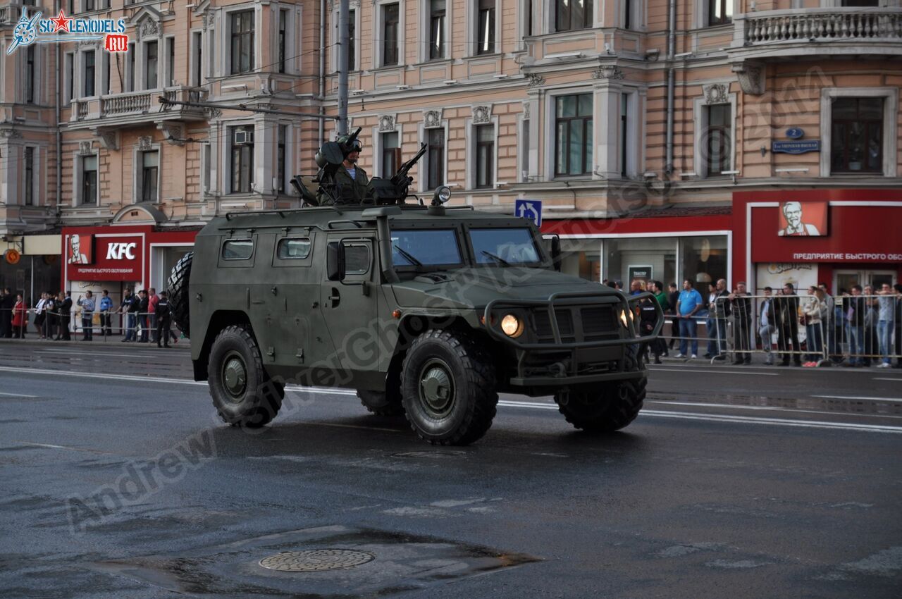 Victory_day_parade_2014_0044.jpg