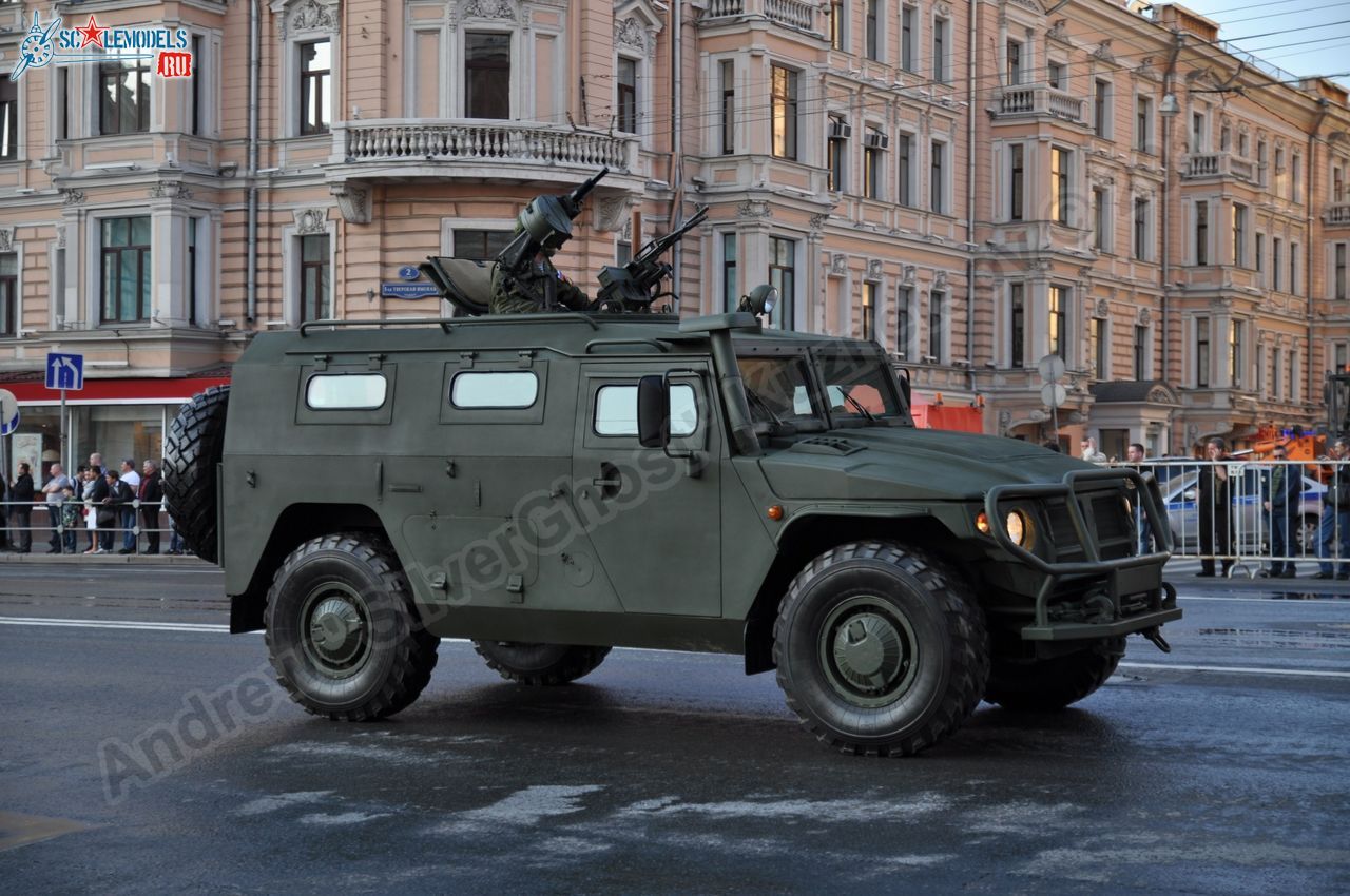 Victory_day_parade_2014_0057.jpg