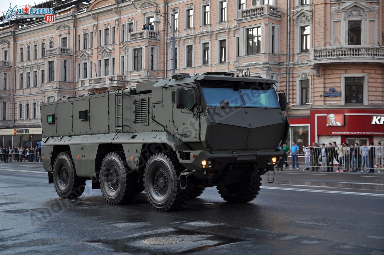 Victory_day_parade_2014_0069.jpg