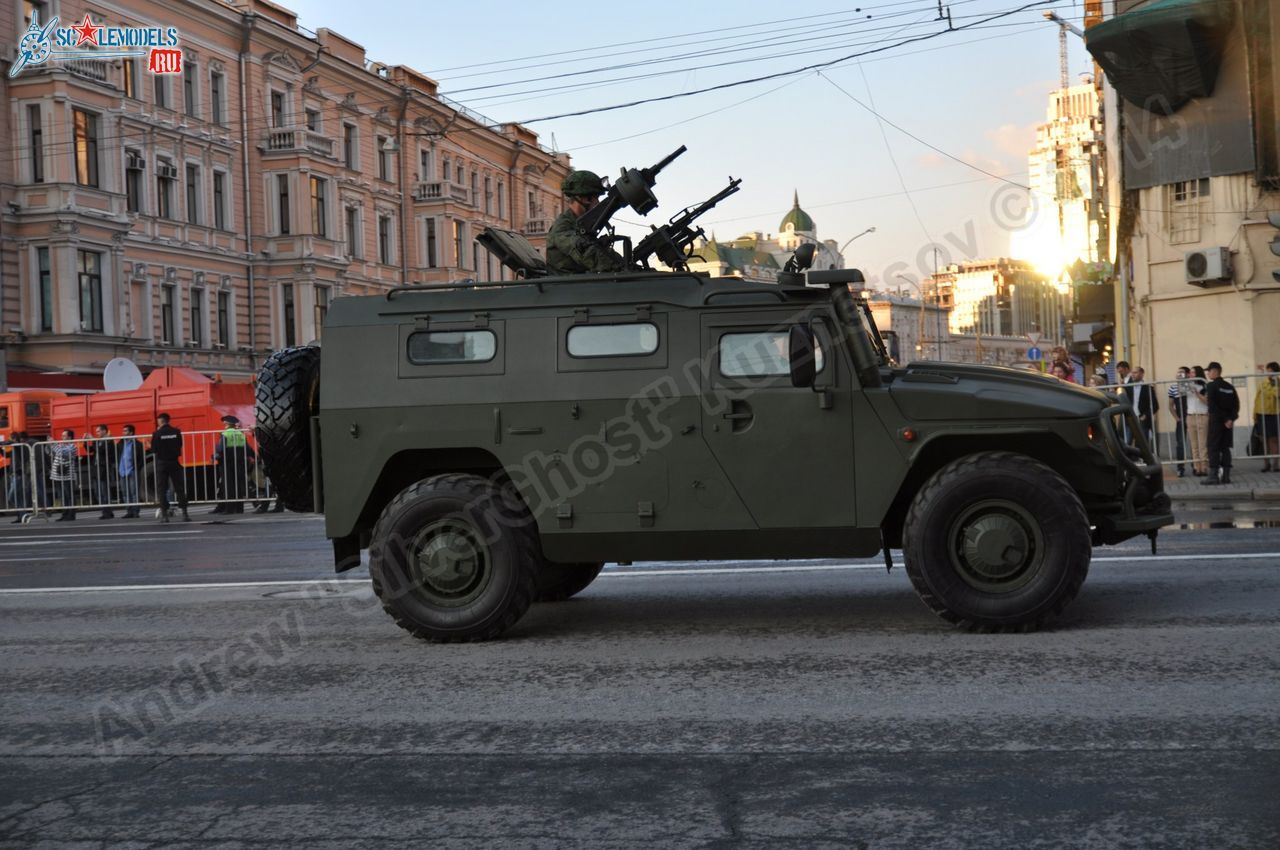 Victory_day_parade_2014_0104.jpg