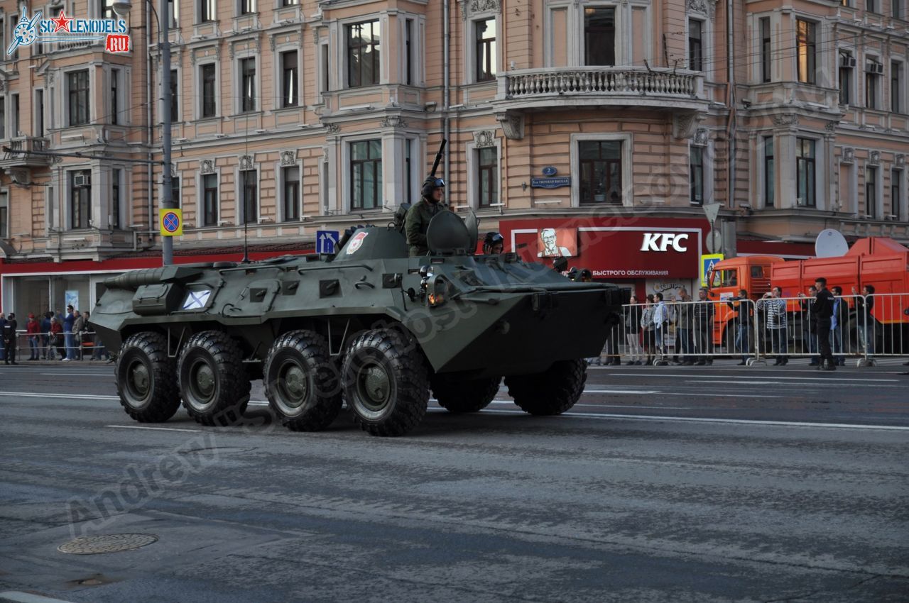 Victory_day_parade_2014_0105.jpg