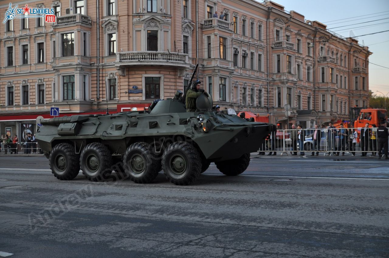 Victory_day_parade_2014_0111.jpg