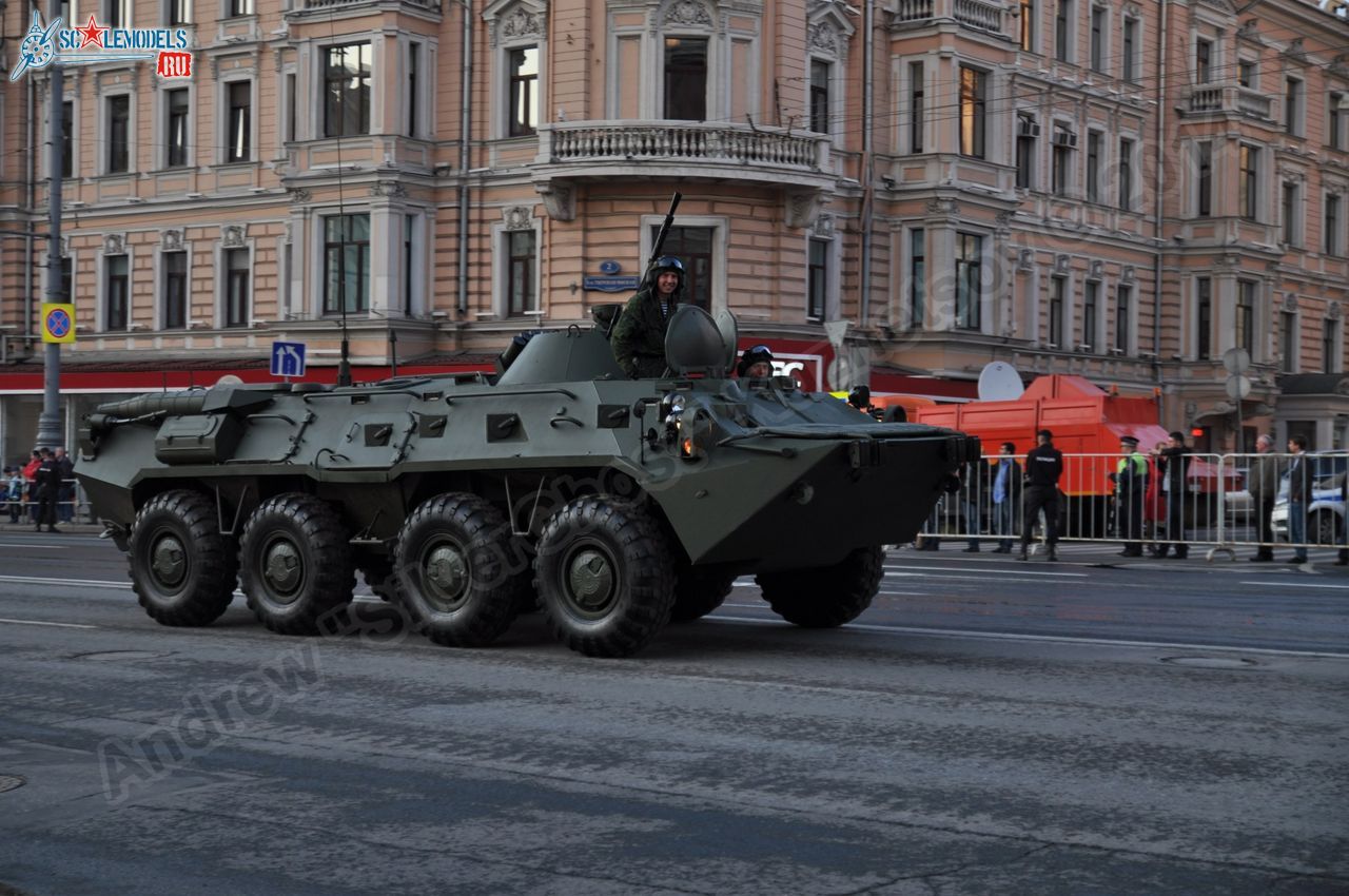 Victory_day_parade_2014_0114.jpg