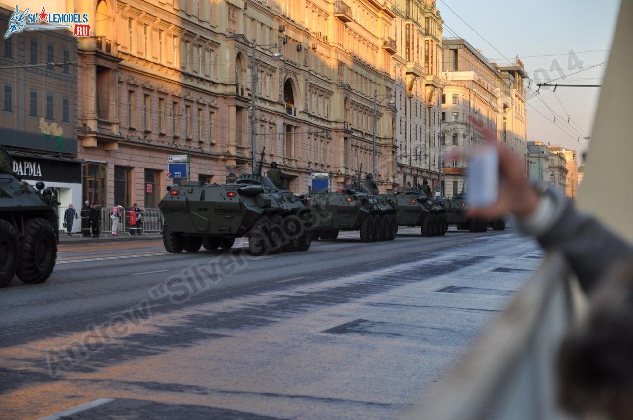 Victory_day_parade_2014_0120.jpg