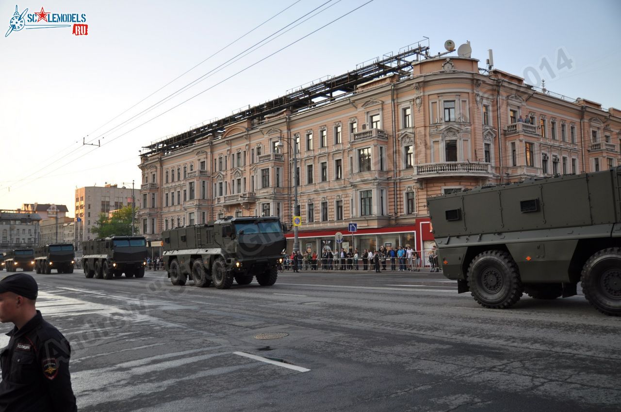 Victory_day_parade_2014_0137.jpg