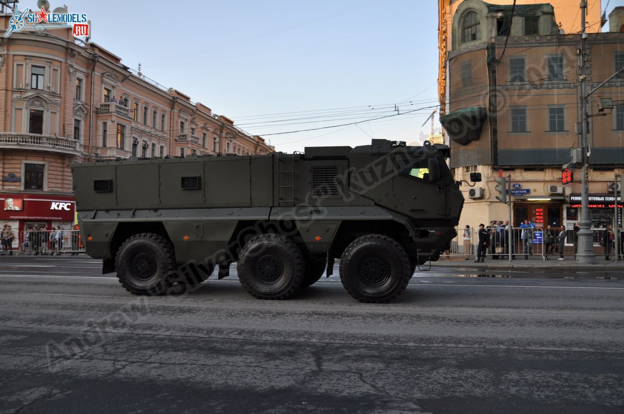 Victory_day_parade_2014_0143.jpg