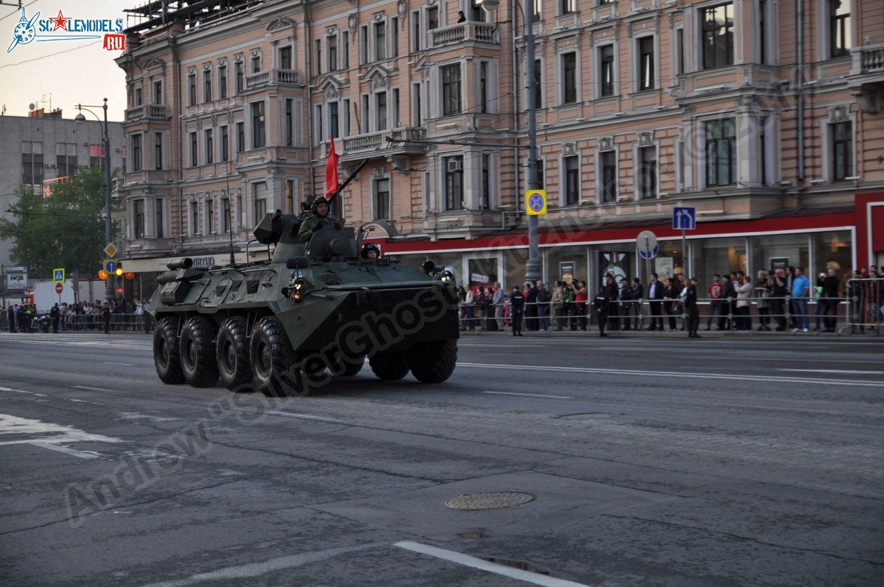 Victory_day_parade_2014_0209.jpg