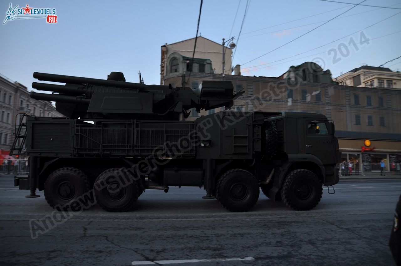 Victory_day_parade_2014_0251.jpg