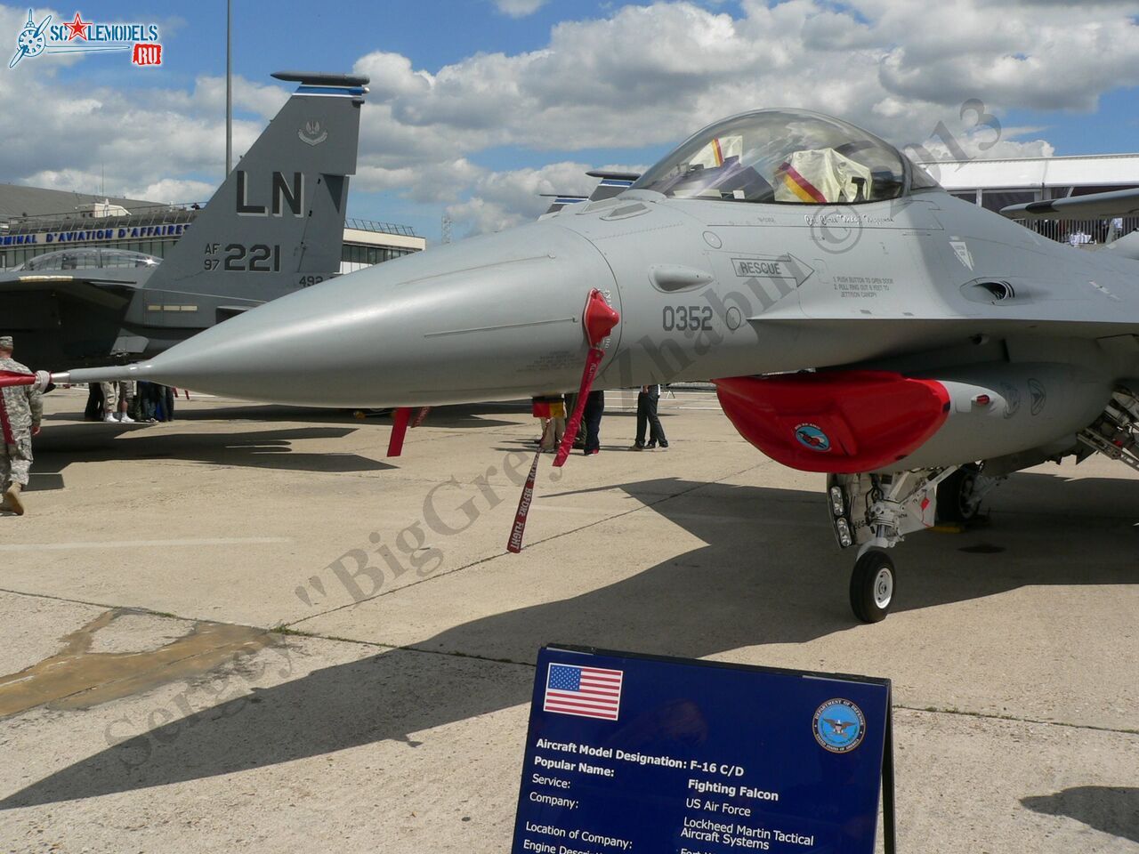 F-16C Fighting Falcon (5).JPG