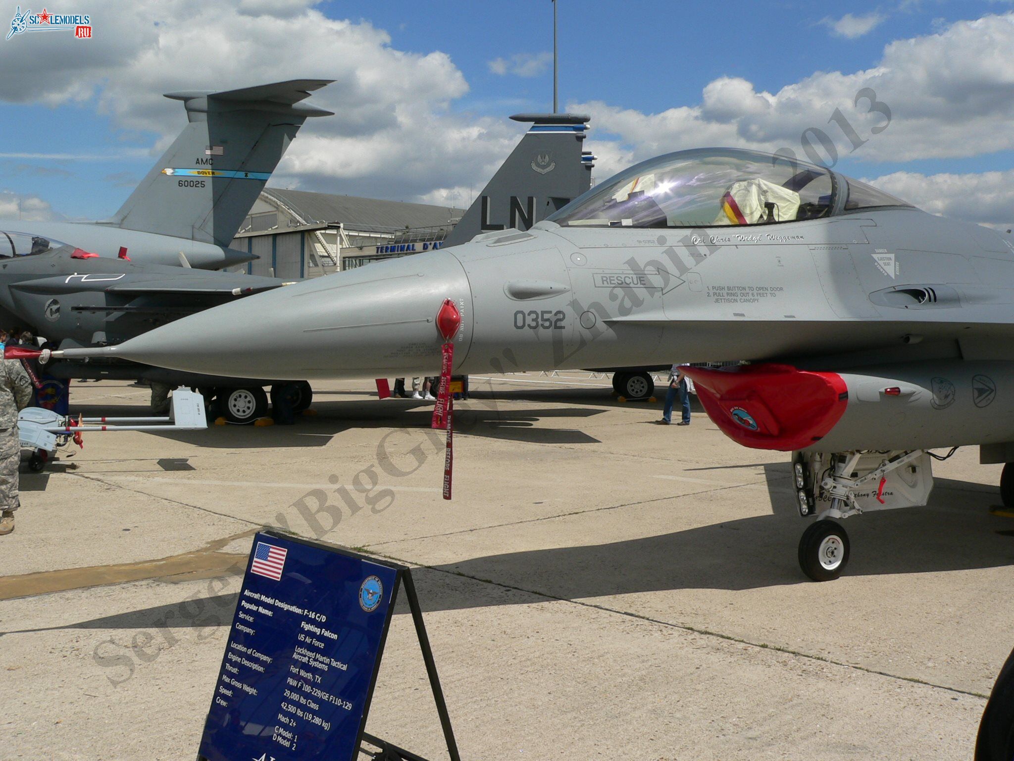F-16C Fighting Falcon (3).JPG