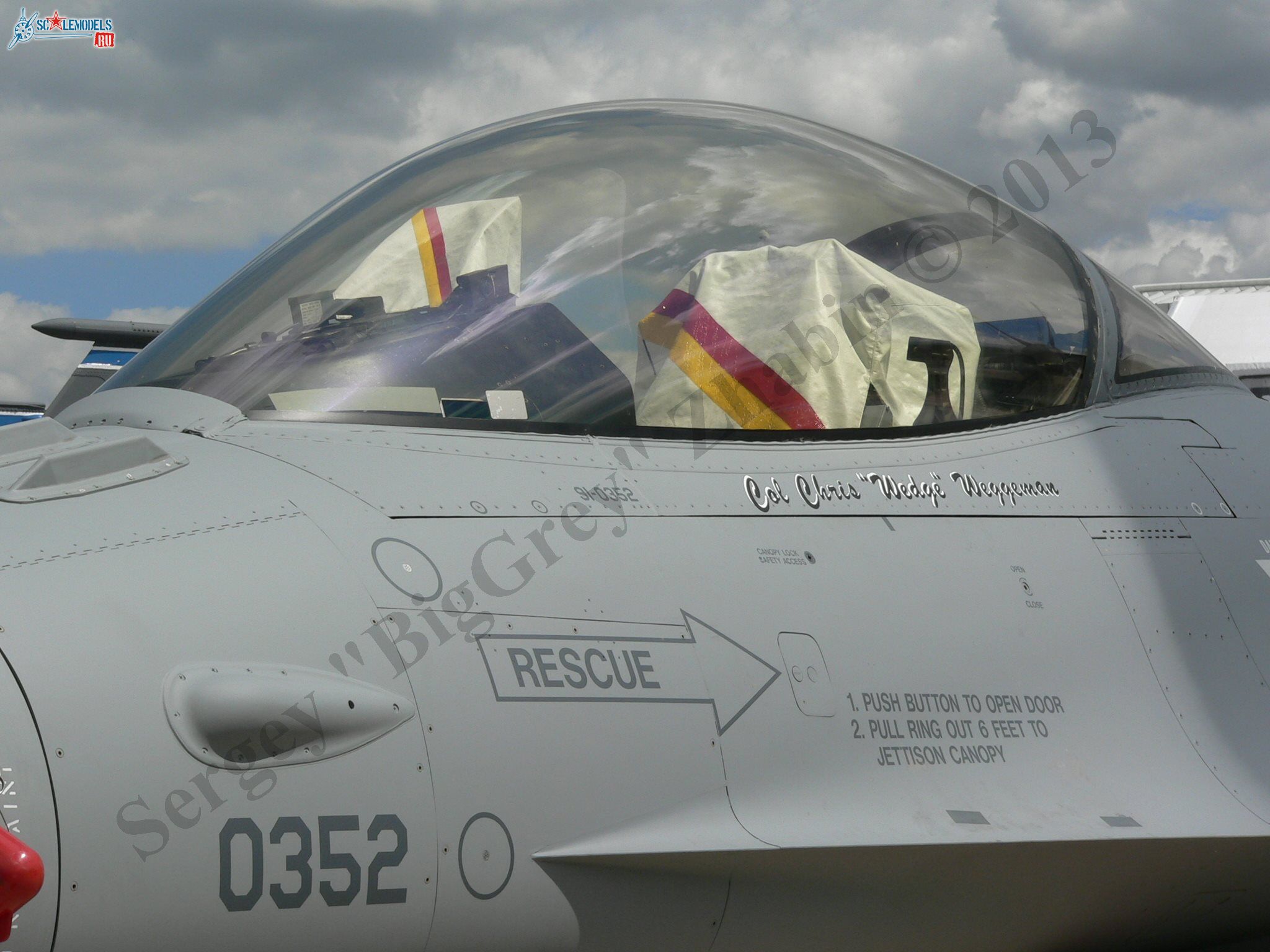 F-16C Fighting Falcon (9).JPG