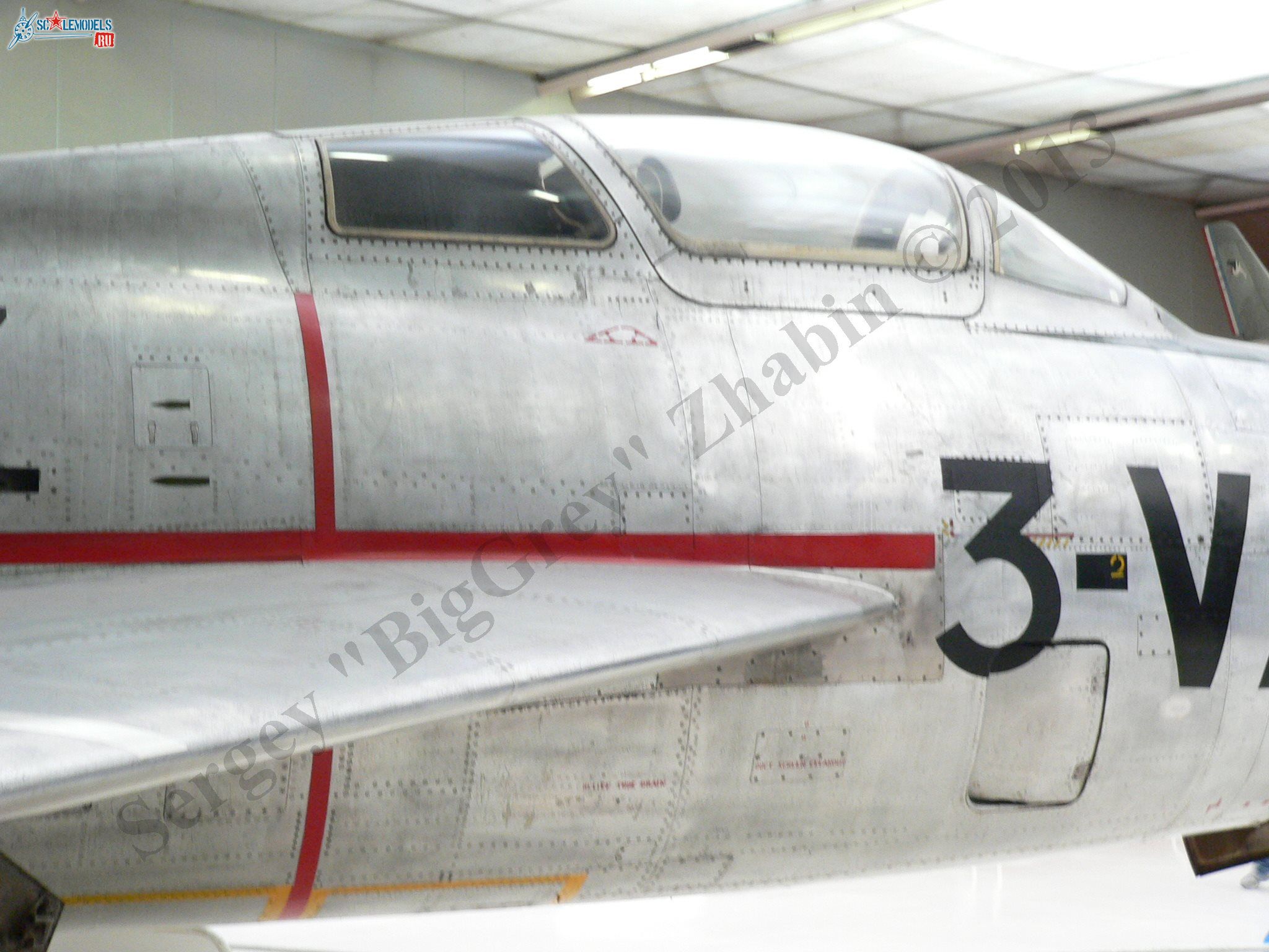 F-84F Thunderstreak_16.JPG