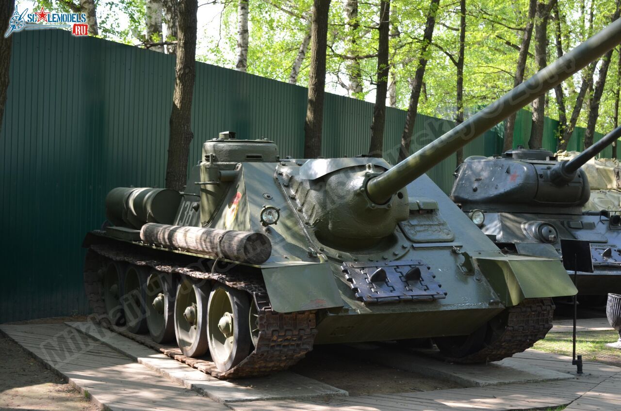 SU-100_0002.jpg