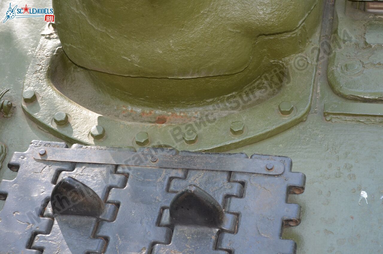 SU-100_0006.jpg