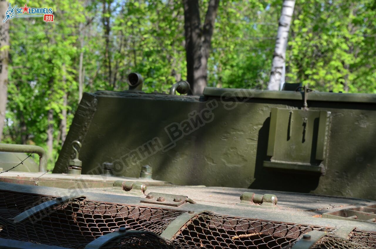 SU-100_0024.jpg