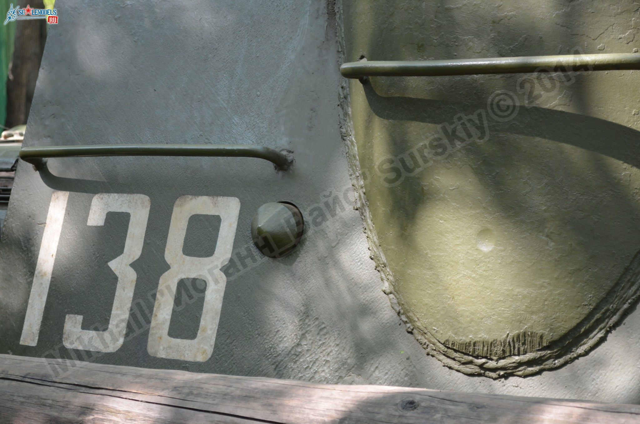 SU-100_0016.jpg