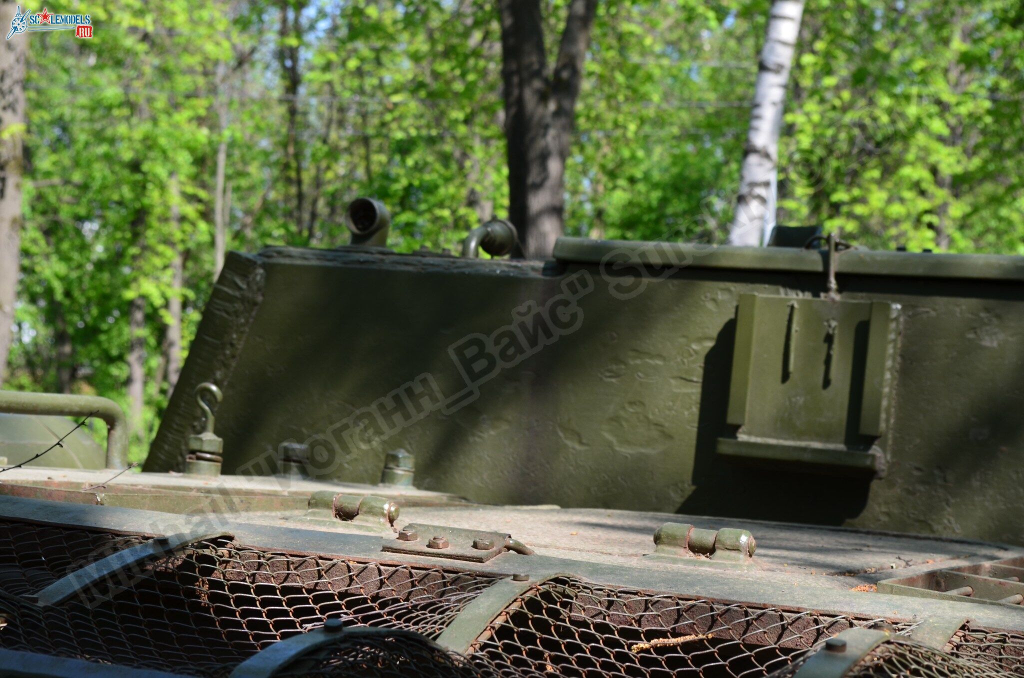 SU-100_0024.jpg