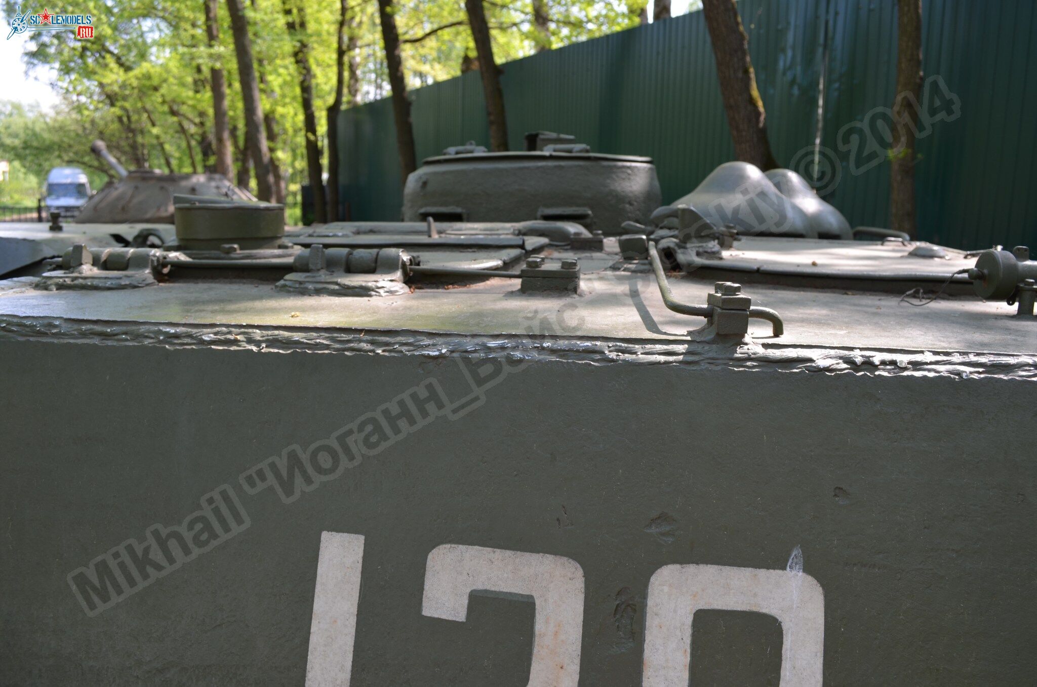 SU-100_0040.jpg