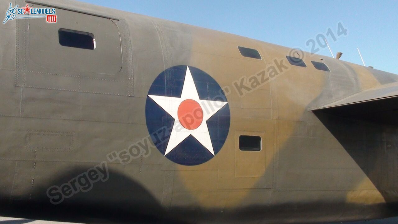 B-24_Liberator_0006.jpg