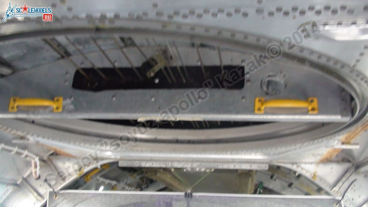 B-24_Liberator_0224.jpg