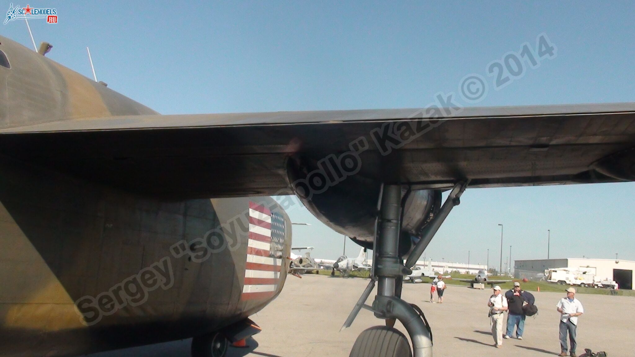 B-24_Liberator_0007.jpg