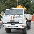 Грузовой автомобиль КамАЗ-43118 с бортовым краном  манипулятором КМ-100, Сочи, Россия