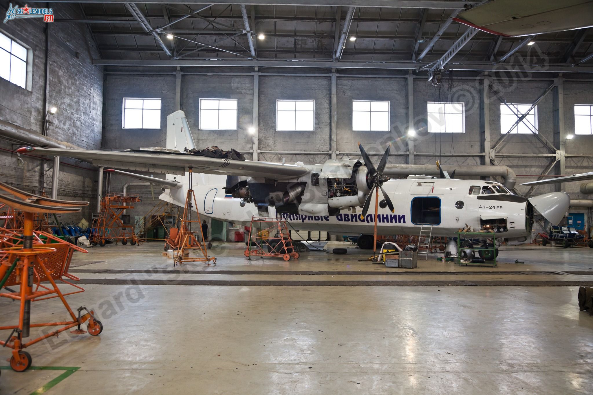 An-24RV_RA-47357_0000.jpg