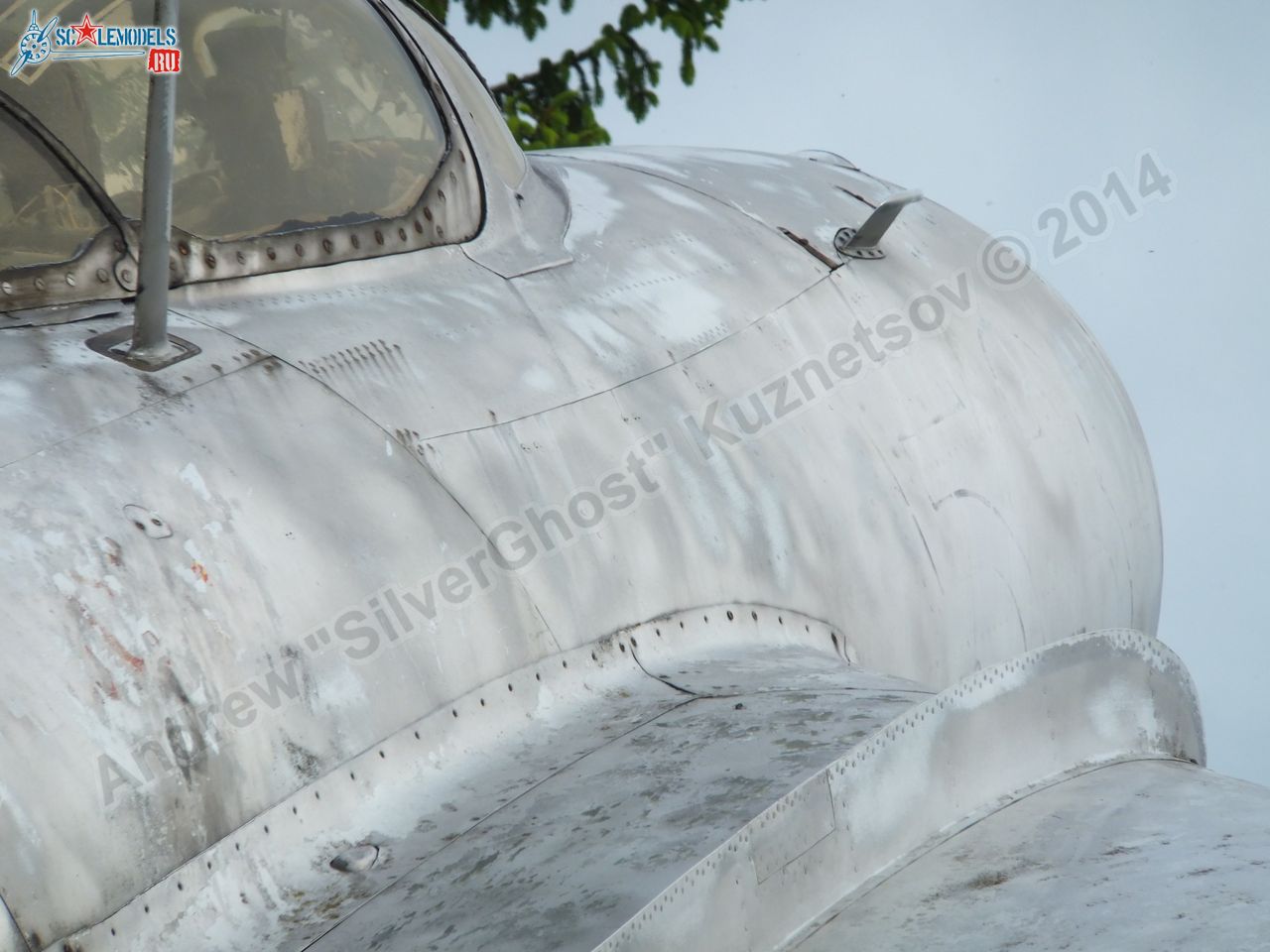 MiG-17_Vyazma_airbase_0042.jpg