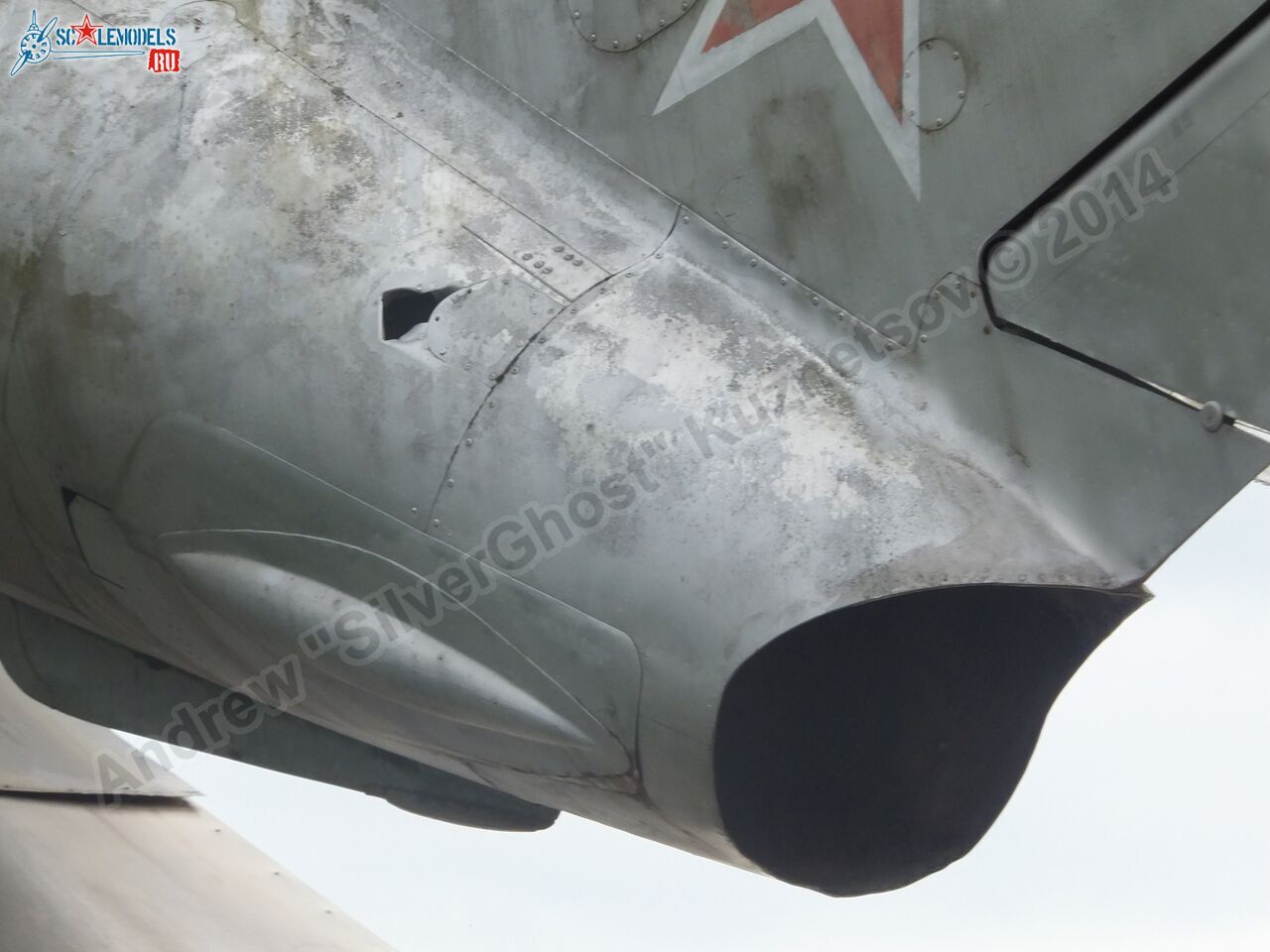 MiG-17_Vyazma_airbase_0072.jpg