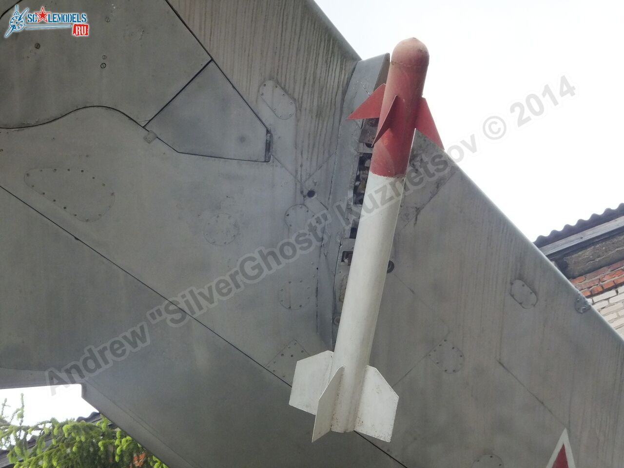 MiG-17_Vyazma_airbase_0119.jpg