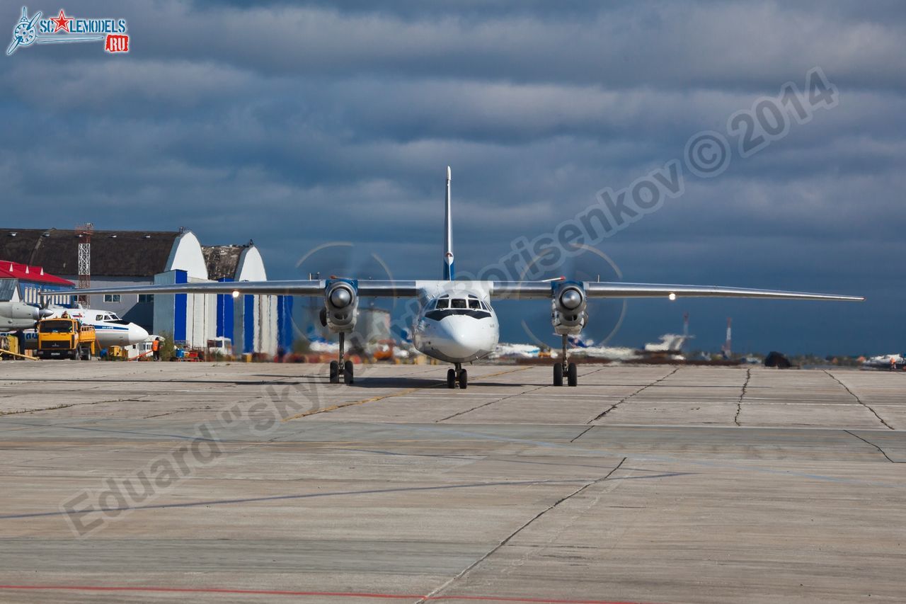 An-24_RA-46479_0010.jpg