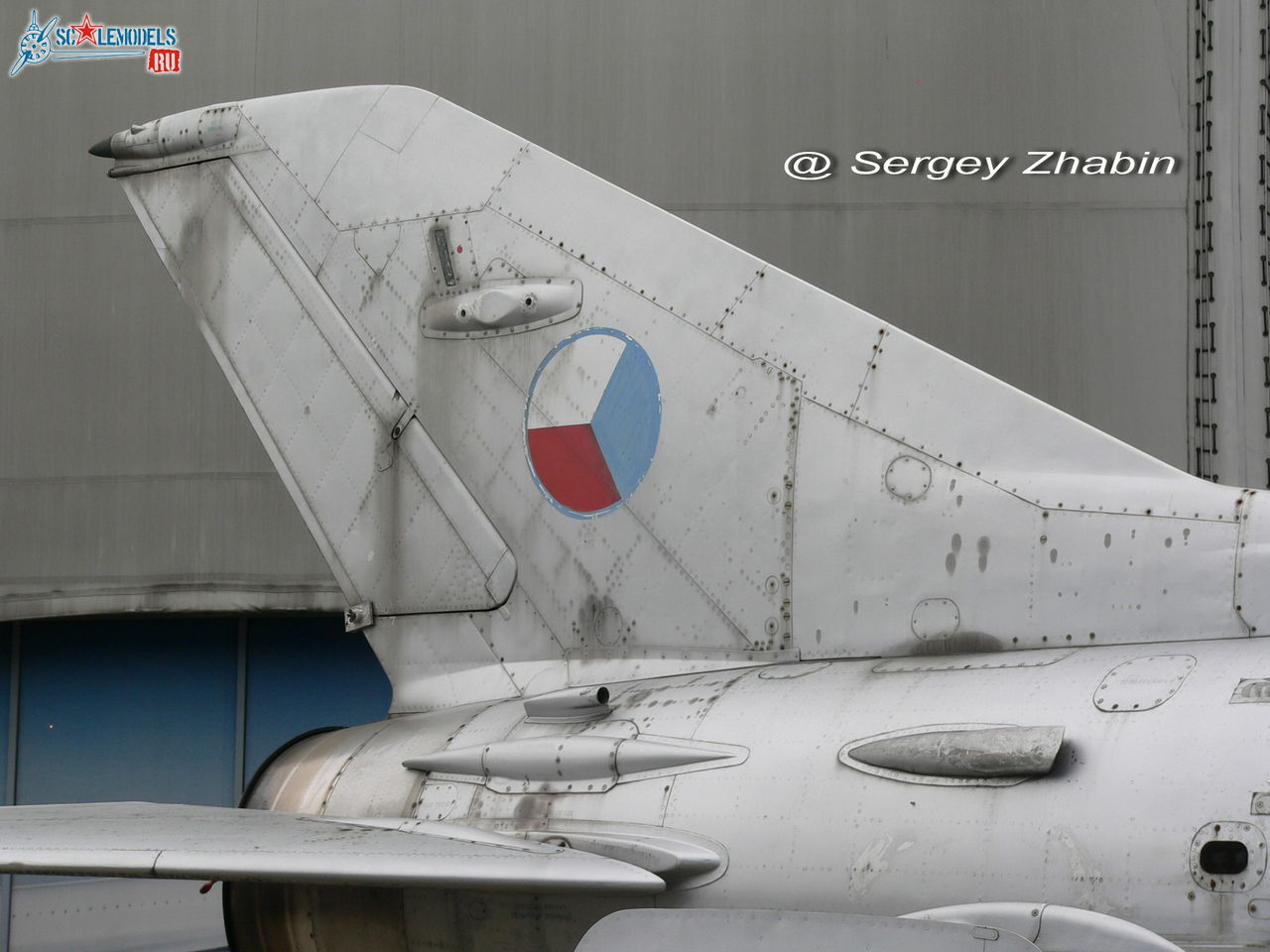 MiG-21F-13_45.jpg