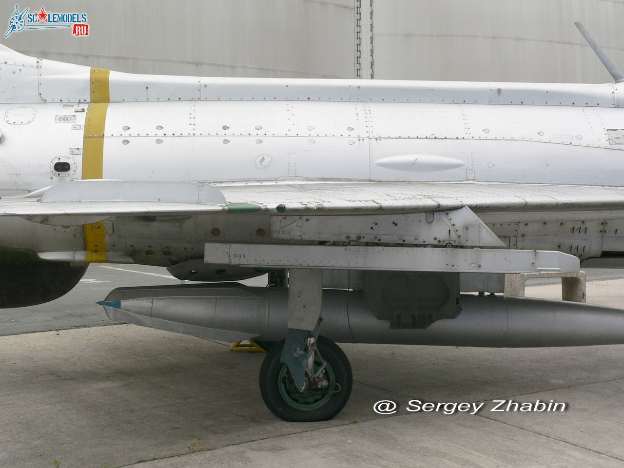 MiG-21F-13_50.jpg