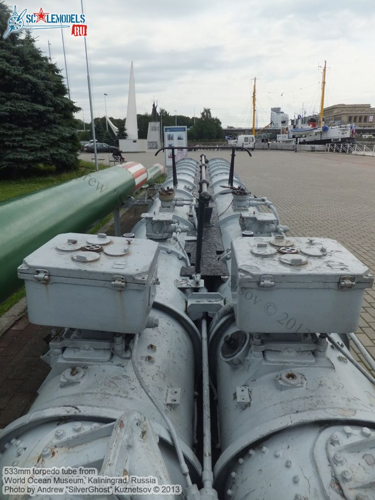 533mm_Torpedo_tube_0025.jpg