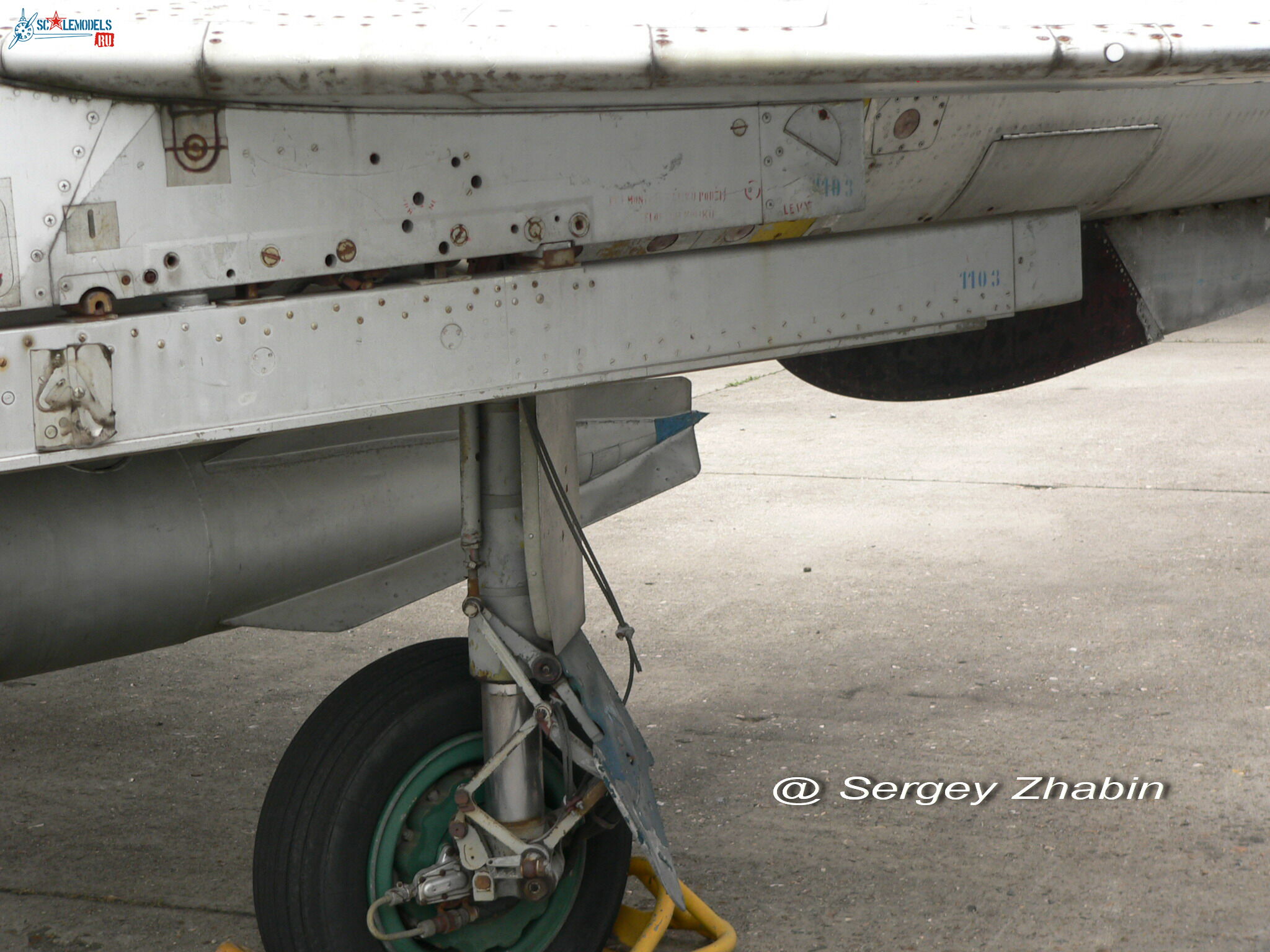 MiG-21F-13_17.jpg
