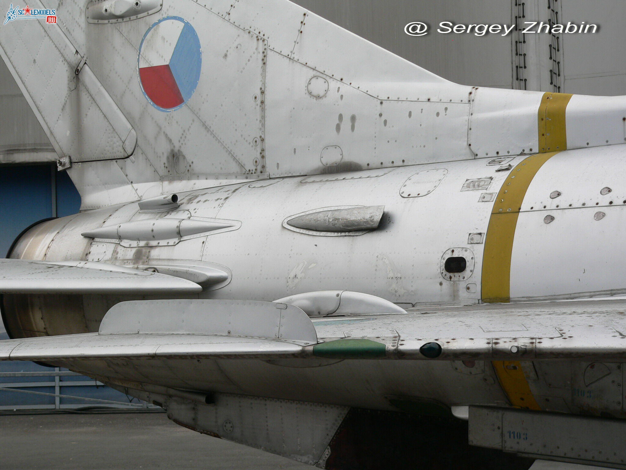 MiG-21F-13_44.jpg
