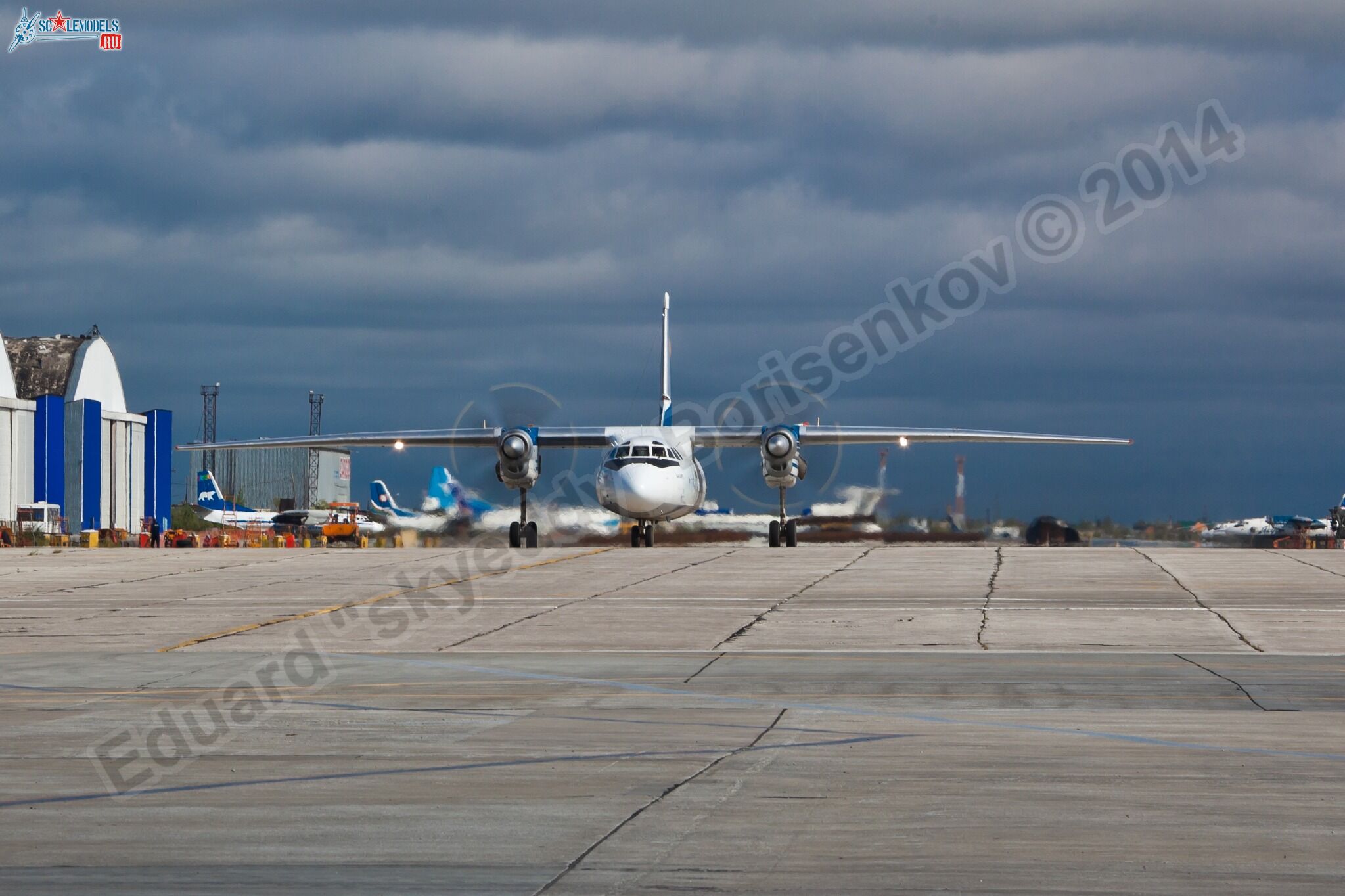 An-24_RA-46479_0009.jpg